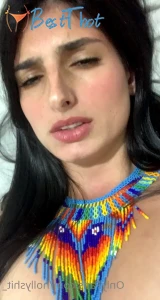 hollyshit_ #9701227