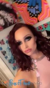 Video by moneybirdettefree published on January 16,2025 03:02:11 - BestThots