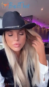 lexiluxe #9696704