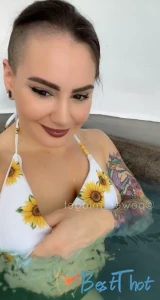 Video by power_midget published on January 14,2025 17:02:26 - BestThots