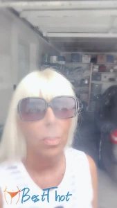 realqueenkasey #9686395