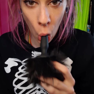 Video by hippiefeet23 published on August 16,2023 19:52:58 - BestThots