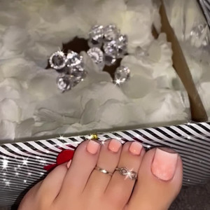 Video by footsiegalore published on April 12,2023 16:27:00 - BestThots