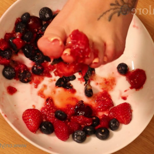 Video by footsiegalore published on July 6,2023 18:22:00 - BestThots