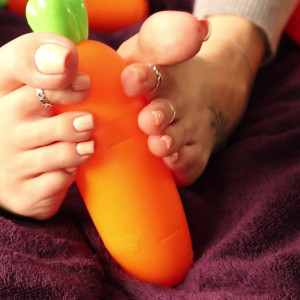 Video by footsiegalore published on July 30,2023 10:51:00 - BestThots