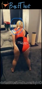 rachelmcintyre #9697982