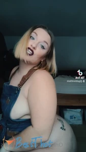 gigihowls #9703043