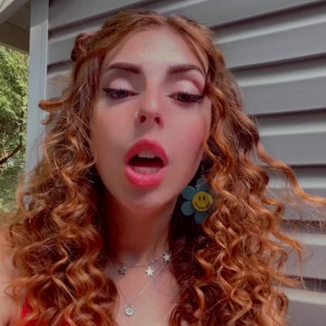 Video by goddess_lynn published on May 3,2023 01:31:00 - BestThots