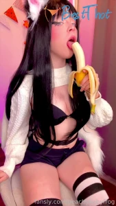 peachybabyfrog #9754815