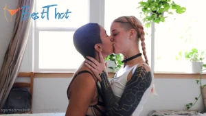 Video by thecamdamage published on January 19,2025 23:01:45 - BestThots