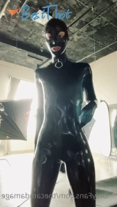 Video by thecamdamage published on January 19,2025 23:01:48 - BestThots