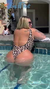 amandaamcxox #9779355