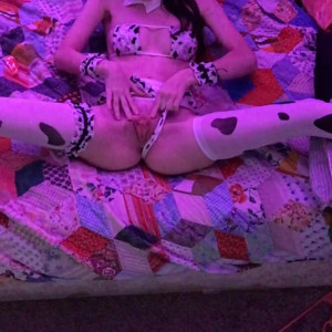 Video by saturnbaby0 published on April 18,2023 22:45:00 - BestThots