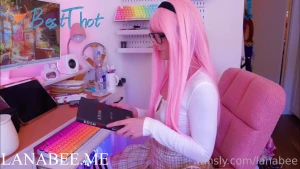 Video by lanabee published on January 27,2025 04:02:39 - BestThots