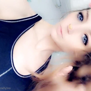 Video by moonandstars713 published on March 11,2023 04:58:00 - BestThots