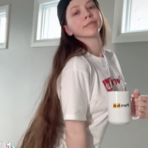 Video by lilcanadiangirl published on April 8,2023 20:06:00 - BestThots