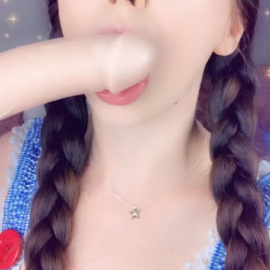 Video by lilcanadiangirl published on July 1,2023 10:01:00 - BestThots