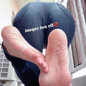 Video by kaori18729135 published on March 29,2023 23:47:00 - BestThots