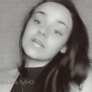 Video by tiffanybabe01 published on March 22,2023 21:51:00 - BestThots