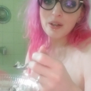 Video by pinkys_toes published on April 25,2023 23:41:00 - BestThots
