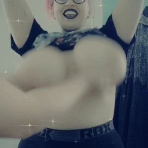 Video by pinkys_toes published on June 15,2023 05:32:00 - BestThots