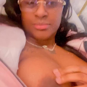 Video by sweettoothh published on May 10,2023 14:45:00 - BestThots