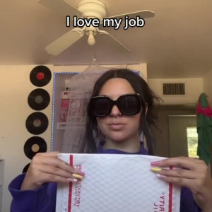 Video by pixiewinn222 published on August 16,2023 22:21:00 - BestThots