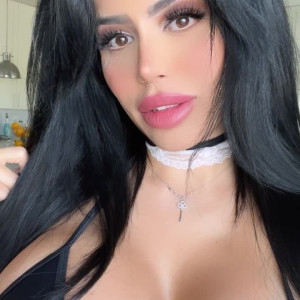 larissalimareal #4366207