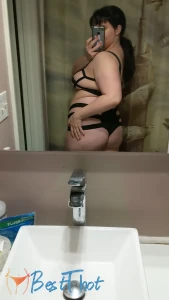 laurabluebyrd90 #9814142