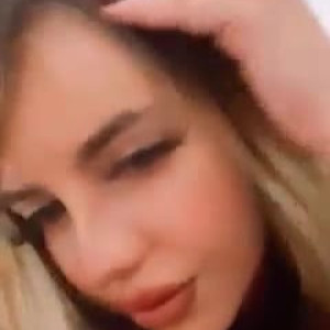 elyybella #5544457