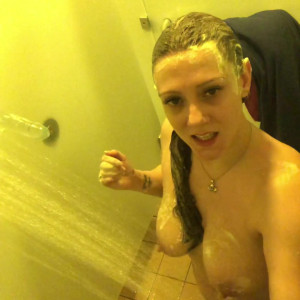 Video by suzie212love published on April 15,2023 01:00:00 - BestThots