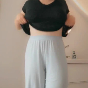 Video by sarah-xxx published on March 21,2023 15:54:00 - BestThots