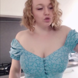 Video by sarah-xxx published on July 18,2023 19:08:00 - BestThots