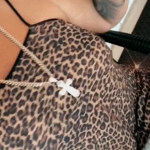 Video by hottotrottots published on April 30,2023 03:40:00 - BestThots