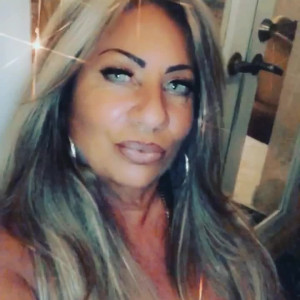 Video by hottotrottots published on May 16,2023 22:54:00 - BestThots