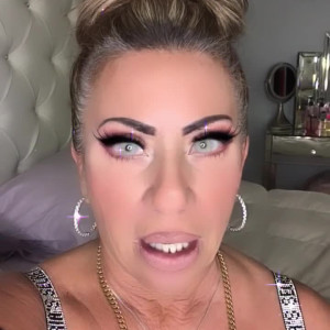 Video by hottotrottots published on May 28,2023 23:27:00 - BestThots