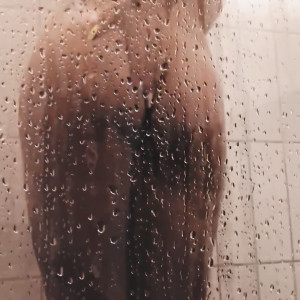 Video by lilshawtygem published on April 5,2023 12:48:00 - BestThots