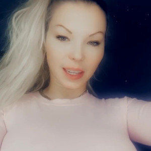 Video by barbiesinsxxx published on March 10,2023 22:01:00 - BestThots