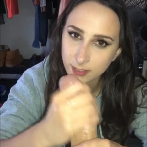 Video by xoxoashleyadams published on April 26,2023 07:01:00 - BestThots