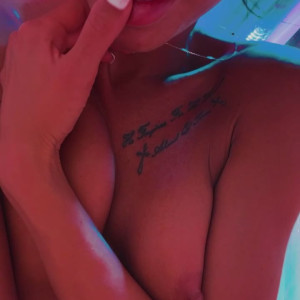 Video by badbabysitter published on May 25,2023 00:40:00 - BestThots