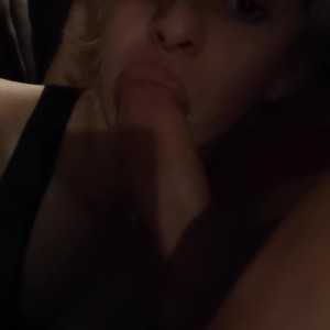 Video by rosiexox2 published on March 28,2023 13:07:00 - BestThots