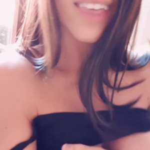 Video by danikamorixxx published on April 11,2023 03:21:00 - BestThots