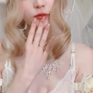 Video by alisapikapika published on April 4,2023 21:10:00 - BestThots