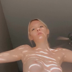 Video by melodymarksx published on April 4,2023 12:42:00 - BestThots