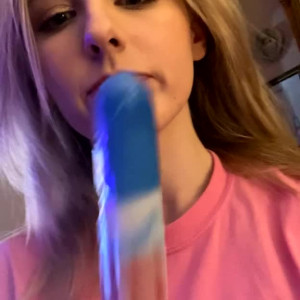 Video by melodymarksx published on July 7,2023 14:34:00 - BestThots