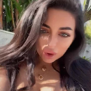 Video by christinaenaa published on April 6,2023 06:56:00 - BestThots