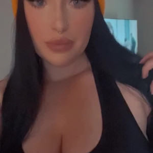 Video by realestharleyjade published on May 31,2023 12:06:00 - BestThots