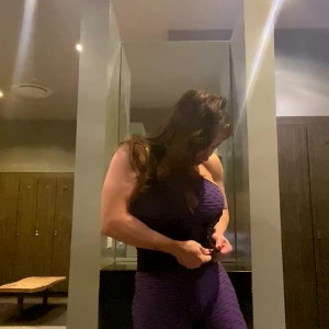 Video by sexybuffbabe published on August 14,2023 00:36:00 - BestThots