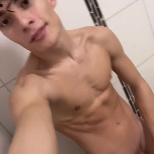 Video by romeo_twink published on August 16,2023 18:39:00 - BestThots