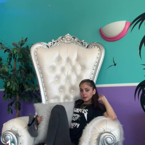 Video by footprincessx1 published on April 12,2023 03:45:00 - BestThots